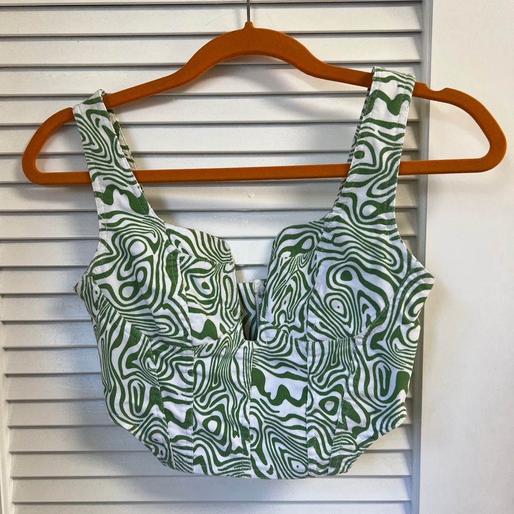 Love + Harmony crop top